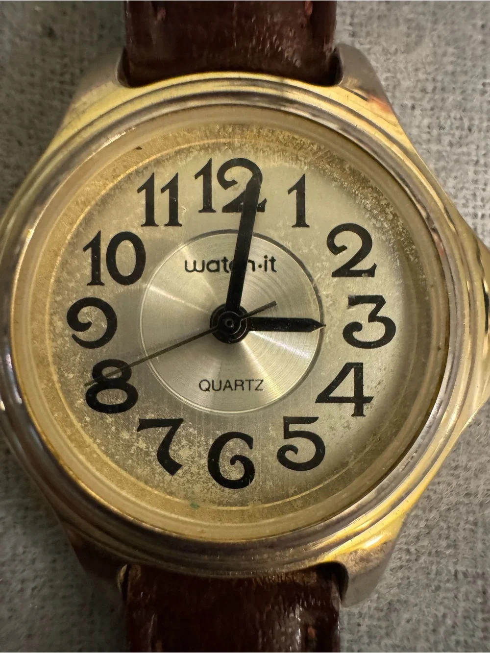 Watch•It gold tone